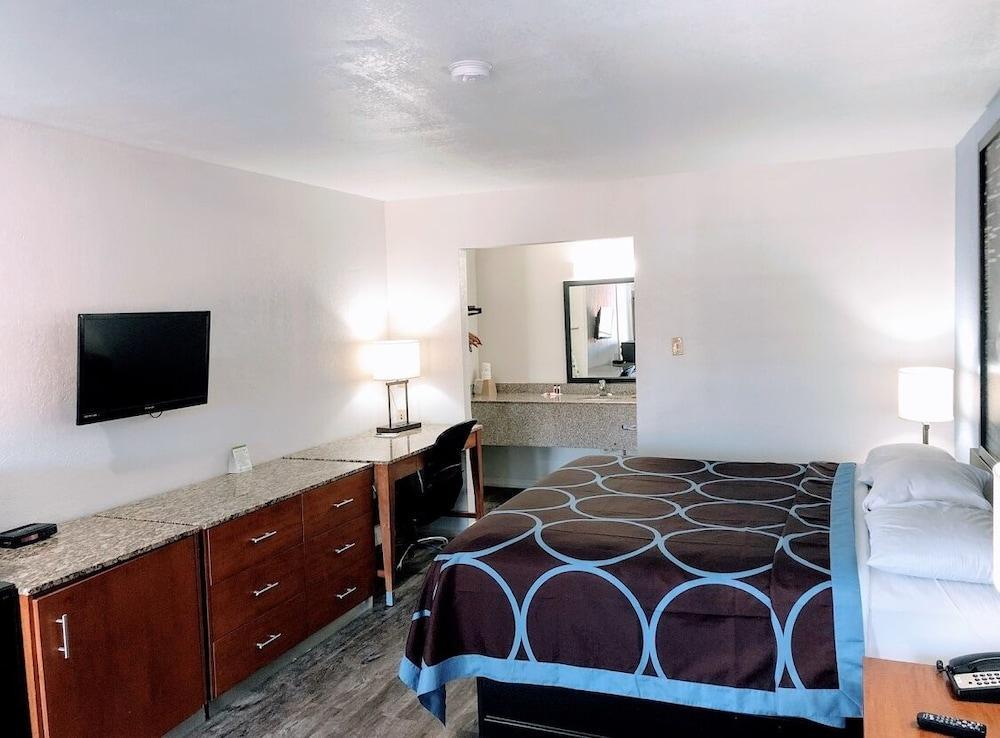 Super 8 By Wyndham - Canton, Texas Esterno foto